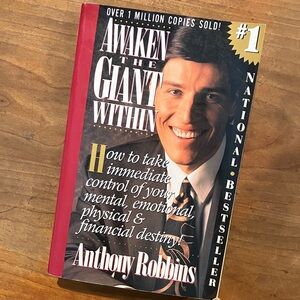 Awaken the Giant Within by Anthony Robbins - softcover Cover
